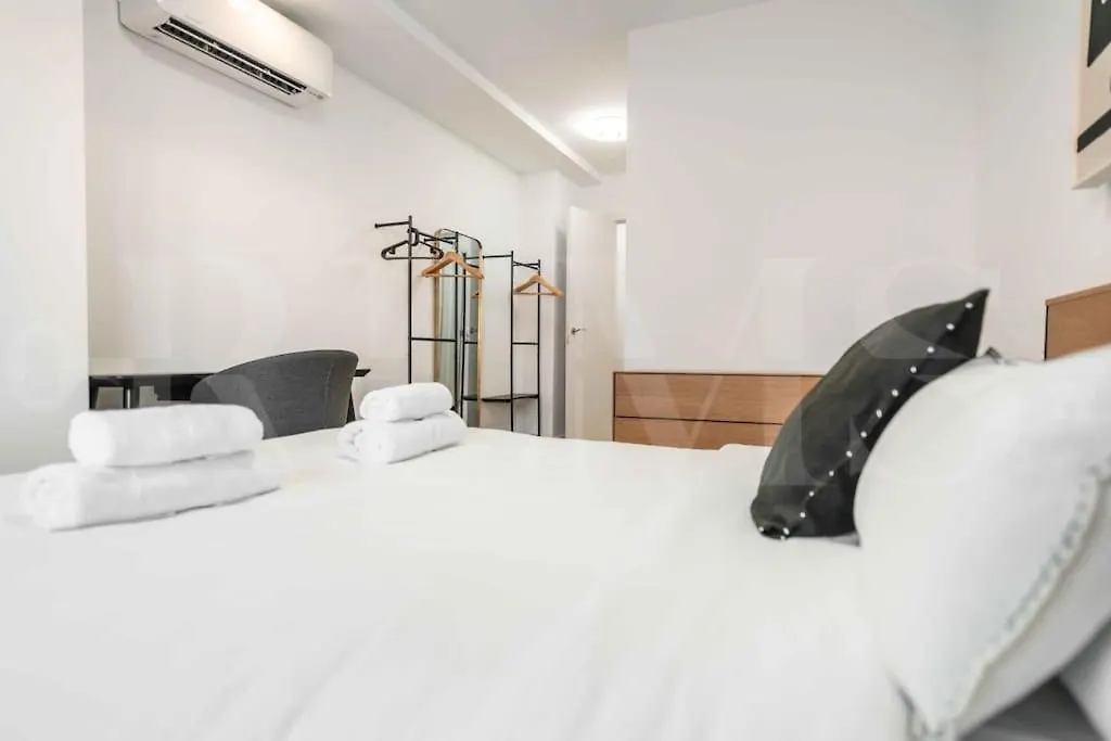 Bright And Modern Apartment By Rems مالقة إسبانيا